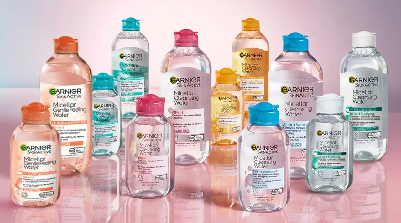 Garnier Skinactive Mizellenwasser in verschiedenen Varianten: sanft, aufpolsternd, aufhellend, wasserfest und reinigend.
